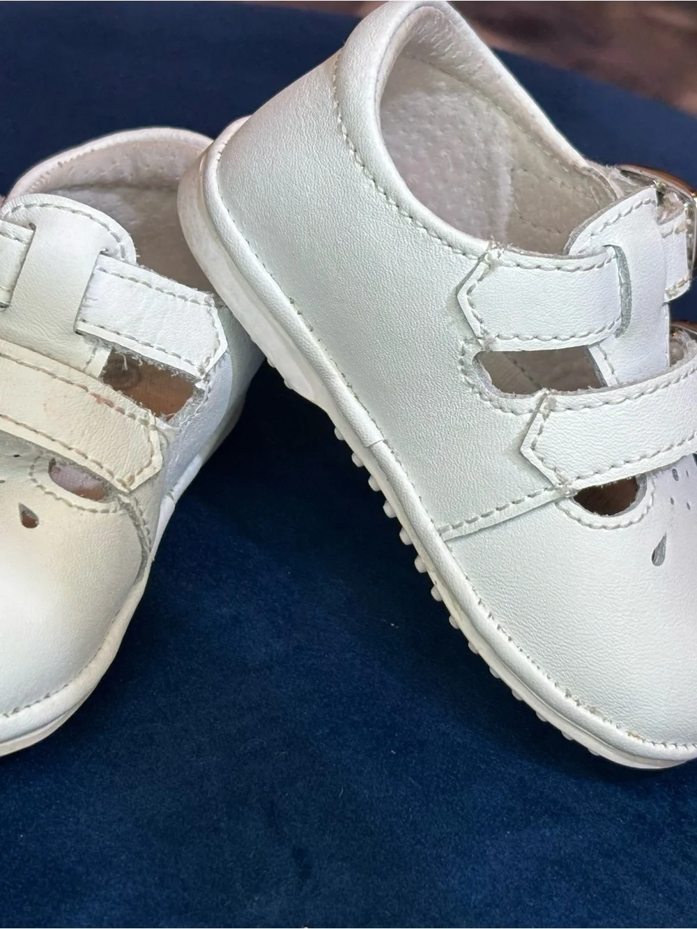 Angels White Double-Buckle Girls Dress Shoes